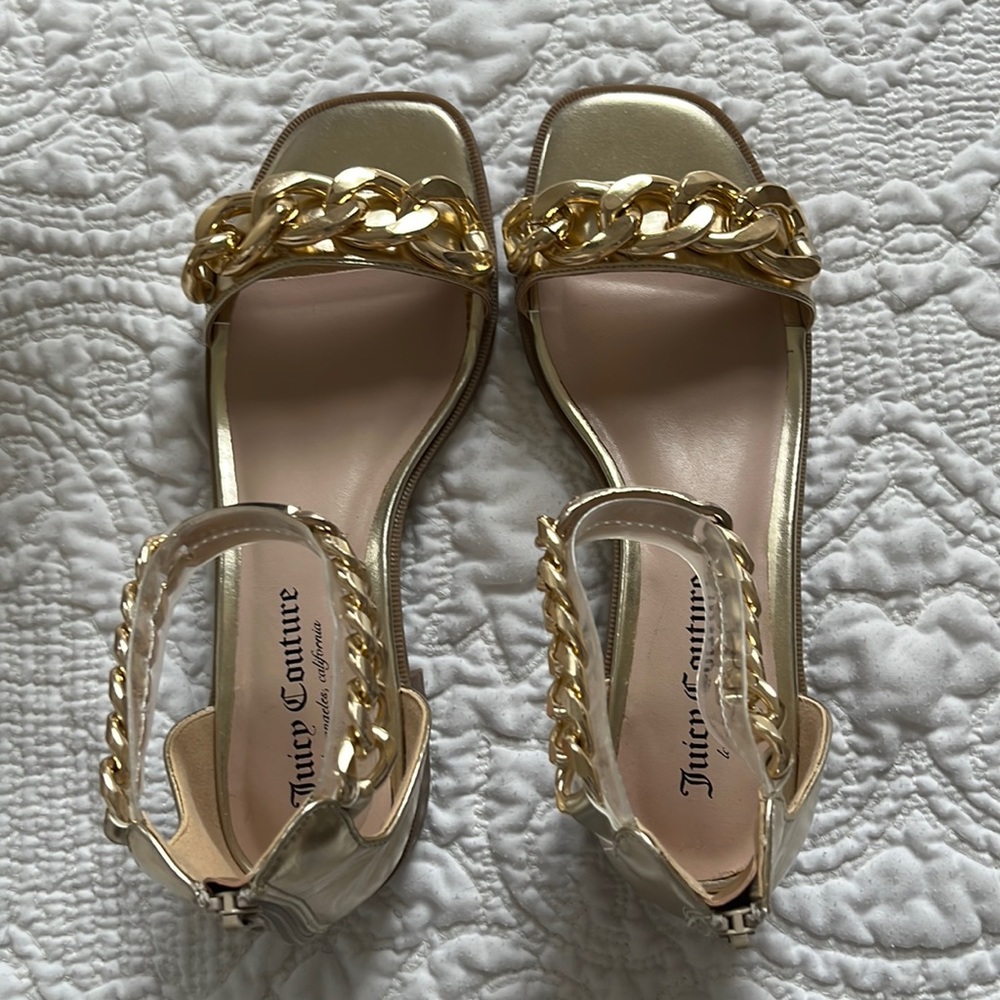 Juicy Couture Sandals